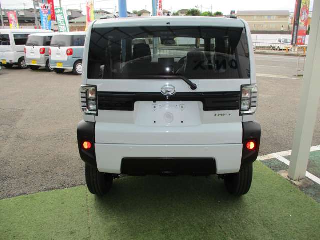 Daihatsu Taft 12