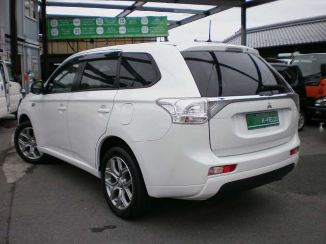 Mitsubishi Outlander PHEV 6