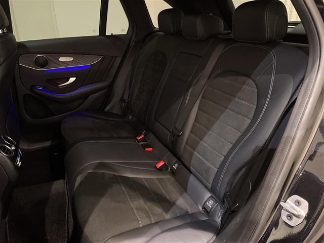 Mercedes-Benz GLC 8