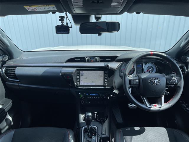 Toyota Hilux 5