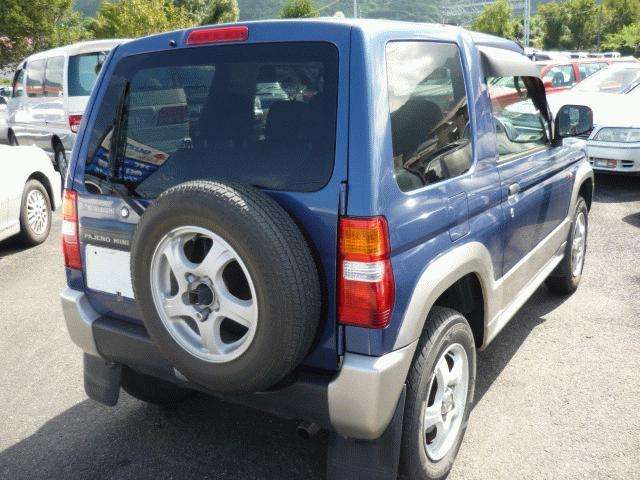 Mitsubishi Pajero Mini 2