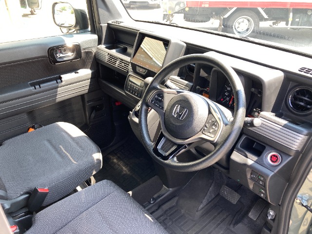 Honda N-VAN 8