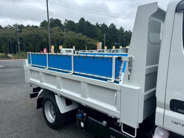 Mitsubishi Fuso Canter 11