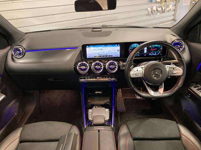 Mercedes-Benz GLA-Class 5