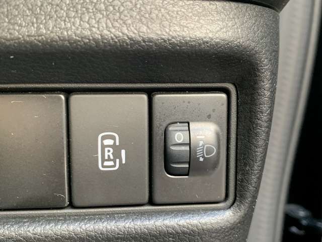 Suzuki Spacia Base 9