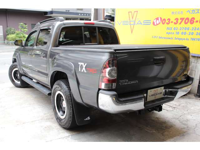 Toyota Tacoma 9