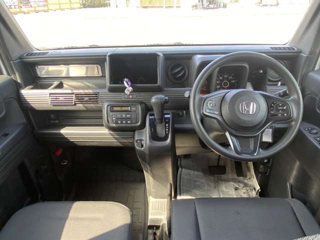 Honda N-VAN 12