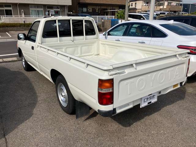 Toyota Hilux 7