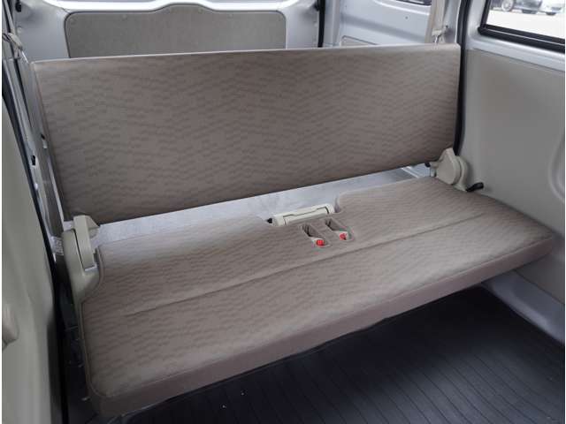 Mitsubishi Minicab Van 7