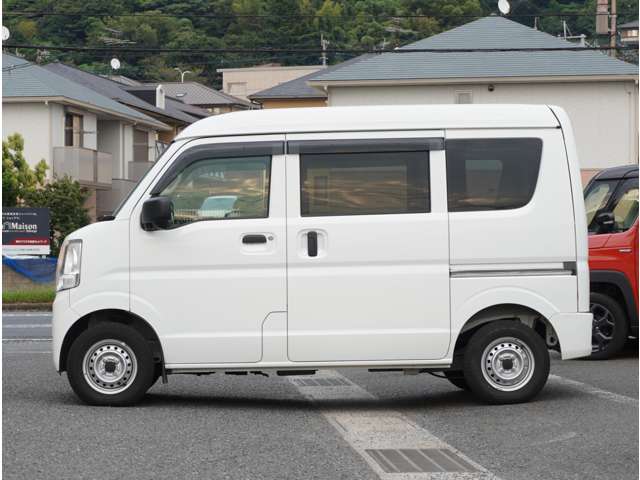 Mitsubishi Minicab Van 11