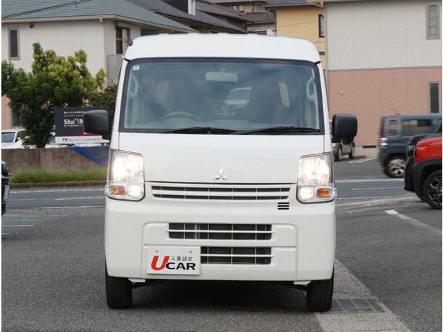 Mitsubishi Minicab Van 4