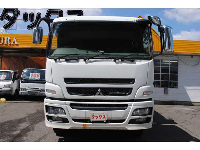 Mitsubishi Fuso Super Great 5