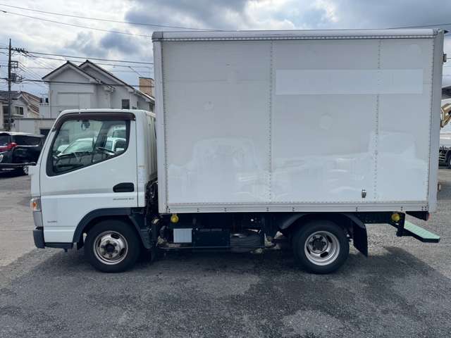 Mitsubishi Fuso Canter 4