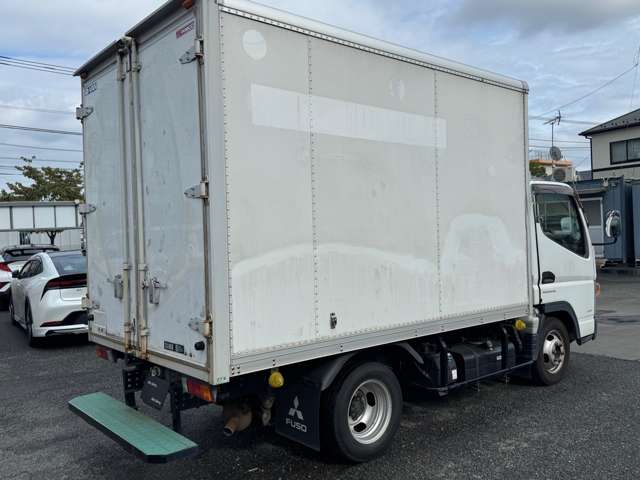 Mitsubishi Fuso Canter 7