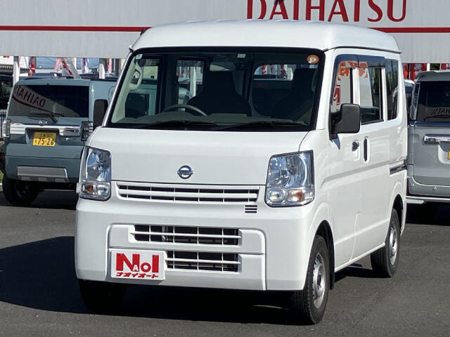 Nissan NV100 Clipper 12