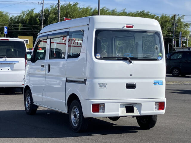 Nissan NV100 Clipper 6