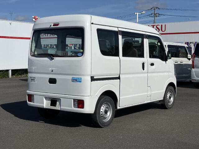 Nissan NV100 Clipper 9