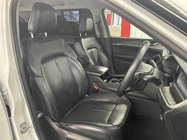 Jeep Grand Cherokee L 7