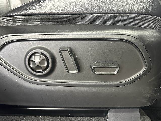 Jeep Grand Cherokee L 9