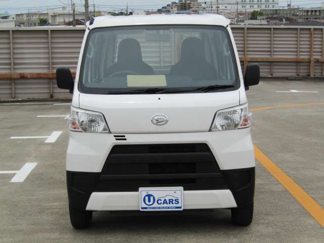 Daihatsu Hijet Cargo 5