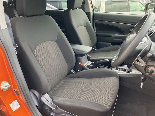 Mitsubishi RVR 12