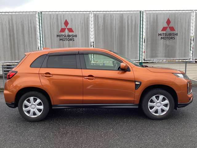 Mitsubishi RVR 8