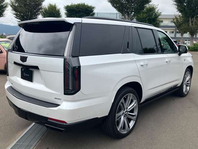 Cadillac エスカレード 4