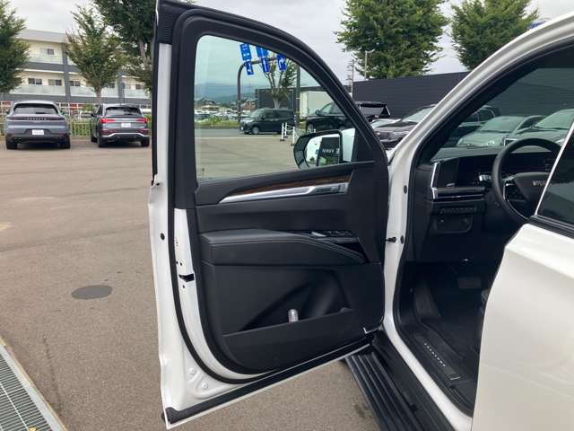Cadillac エスカレード 9