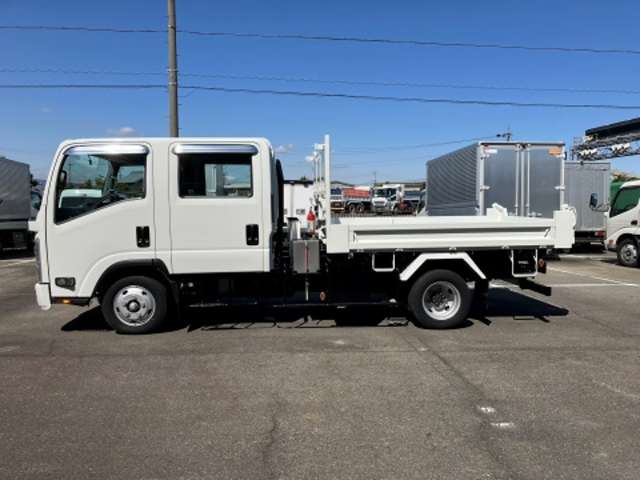 Isuzu Elf 11
