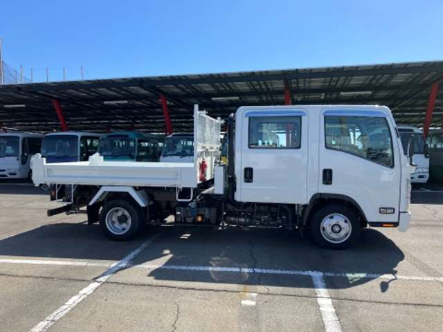 Isuzu Elf 12