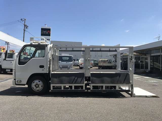 Isuzu Elf 11