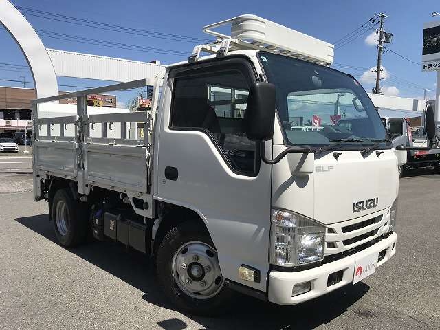 Isuzu Elf 3