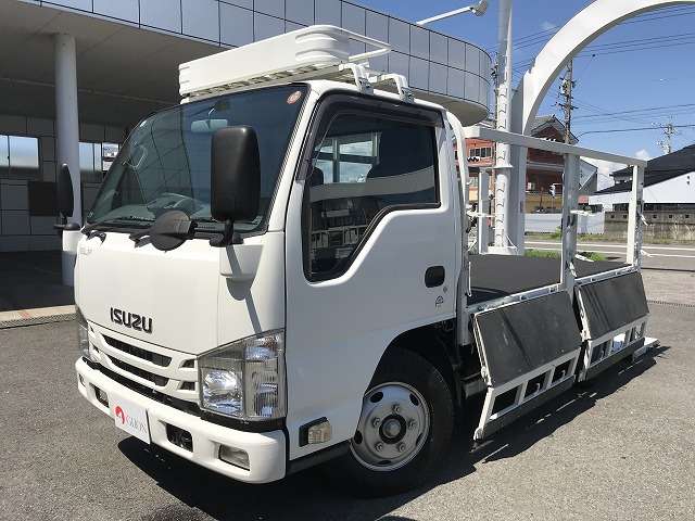 Isuzu Elf 9