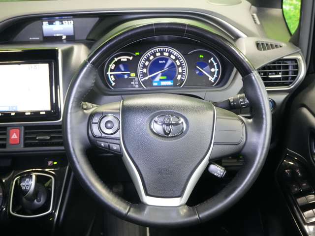 Toyota Esquire 8