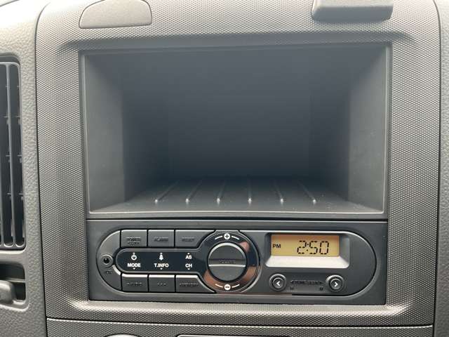 Nissan AD 10