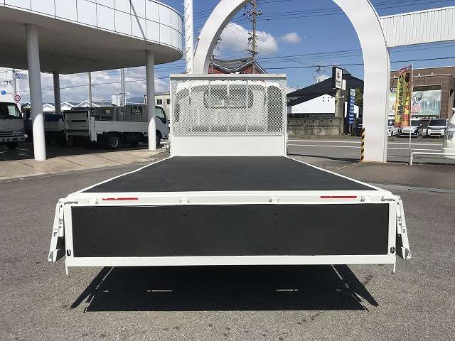 Isuzu Elf 12