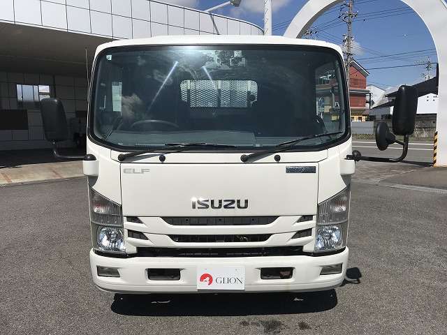 Isuzu Elf 2