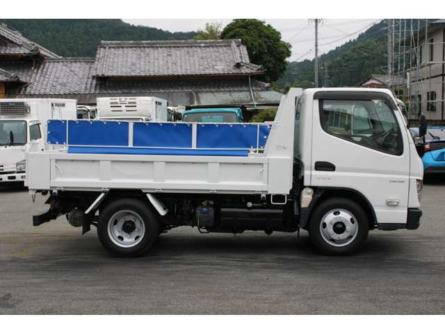 Mitsubishi Fuso Canter 9