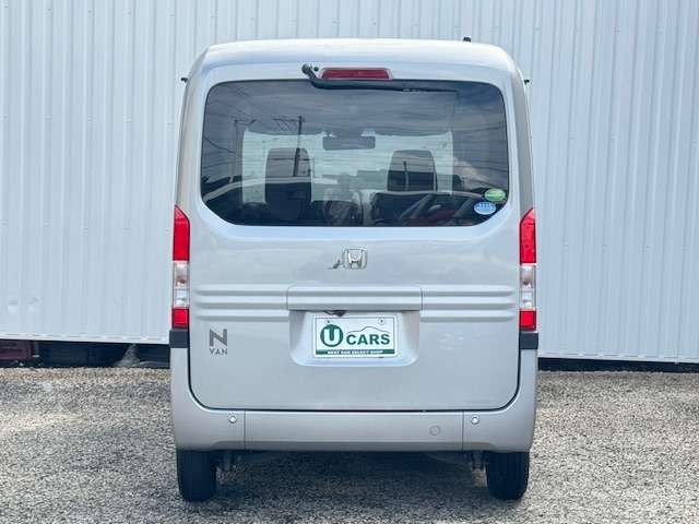 Honda N-VAN 10