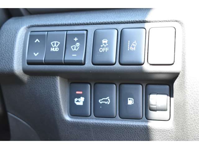 Mitsubishi Eclipse Cross 10