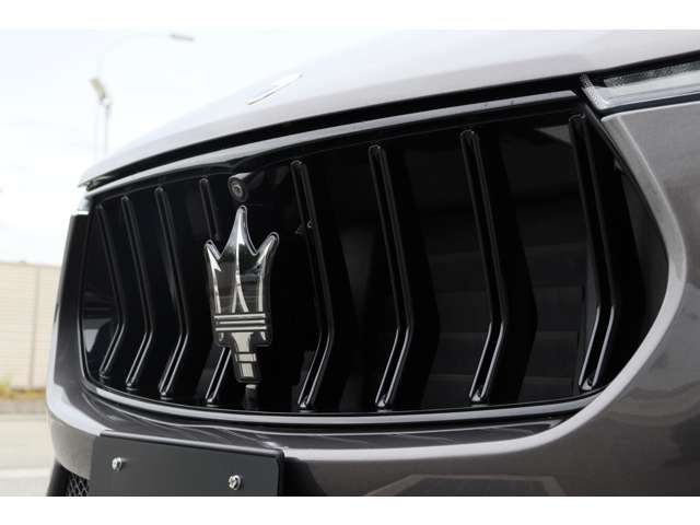 Maserati Levante 12