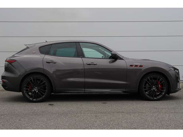 Maserati Levante 6