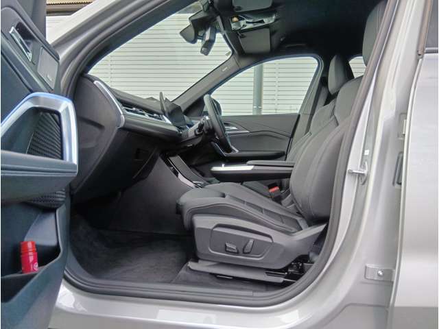 BMW iX1 10