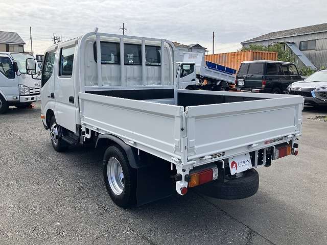 Hino Dutro 6