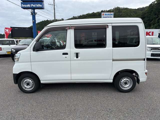 Daihatsu Hijet Cargo 10