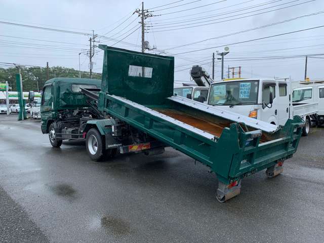 Mitsubishi Fuso Canter 2