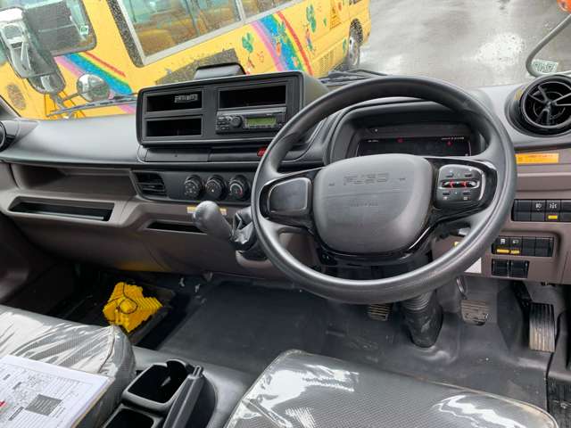 Mitsubishi Fuso Canter 4
