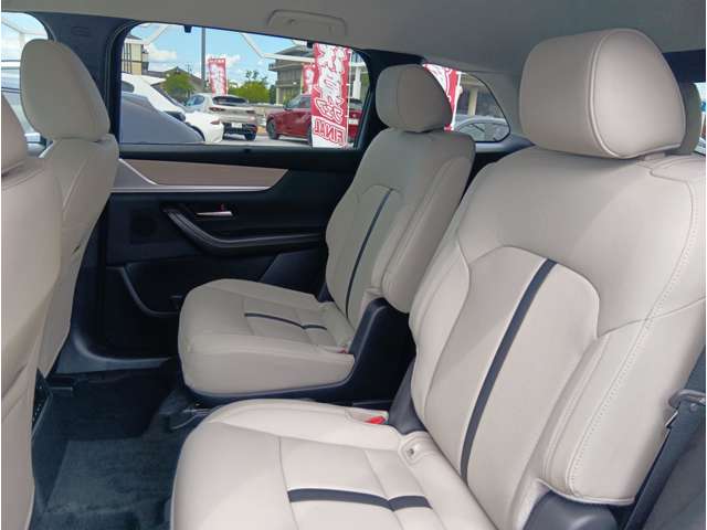 Mazda CX-80 12