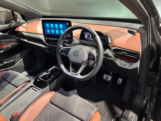 Volkswagen ID.4 8