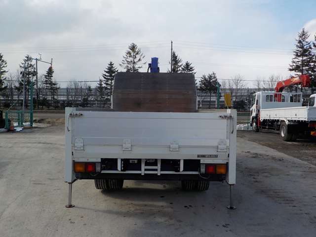 Mitsubishi Fuso Canter 6